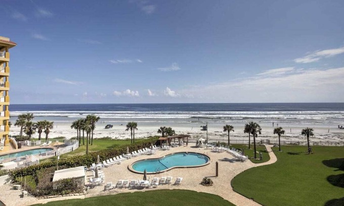 New Smyrna Beach Condo | Breathtaking Panoramic Ocean Views !