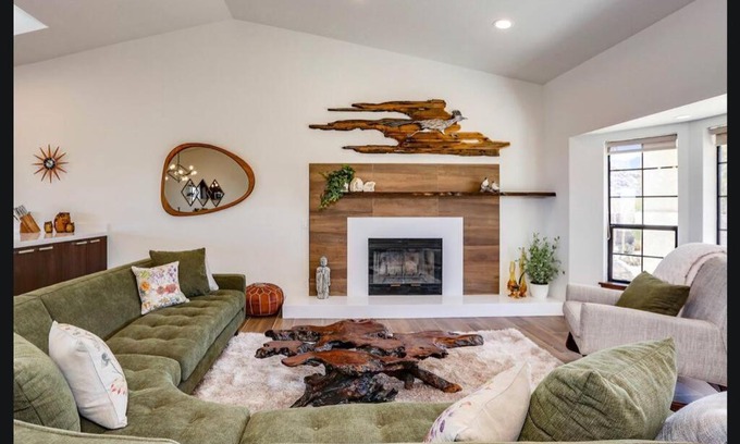 Panorama Heights House | Breathtaking Roadrunner Heights