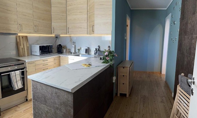 Arstad Apartment | Breathtaking Scenery and Cozy Comfort in Bergen