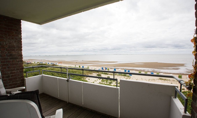 Wyk auf Foehr Apartment | Breathtaking view in the first row!