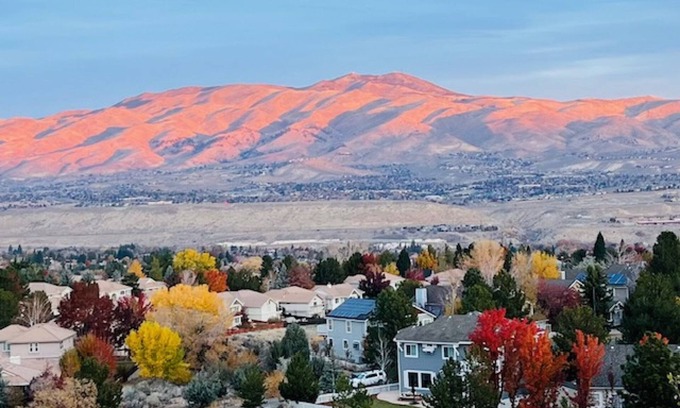 Reno House | Breathtaking views from this house located in the Caughlin Ranch neighborhood.