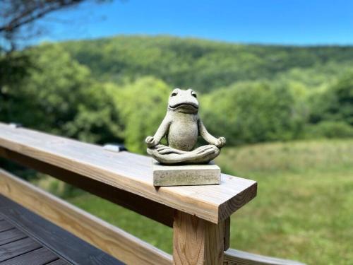 Andes House | Breathtaking views. Hot tub. Huge Deck. Fast Wifi