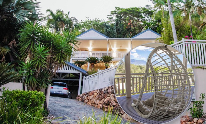 Whitfield House | Breathtaking views of the ocean and city, nestled in Whitfield National Park
