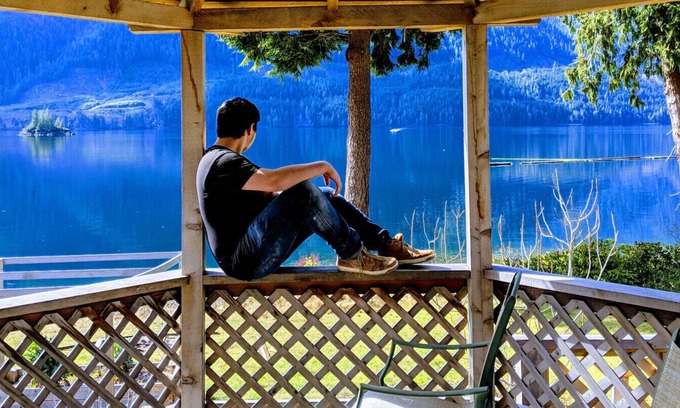 Port Alice House | Breathtaking views, right by the ocean!