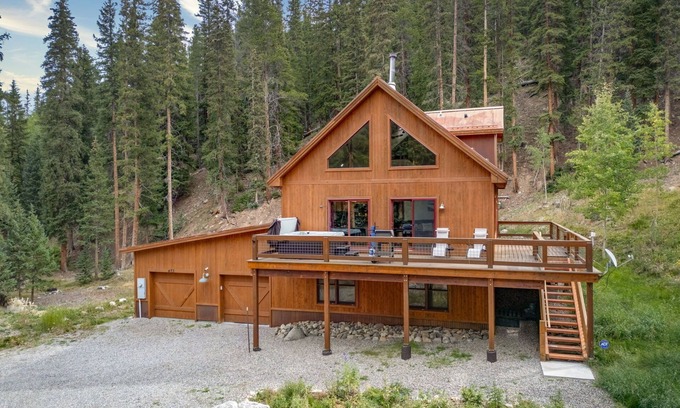 Blue River House | Breck Wilderness Escape - Hot Tub/Game Room/Movie Theater/2 Master Bedrooms