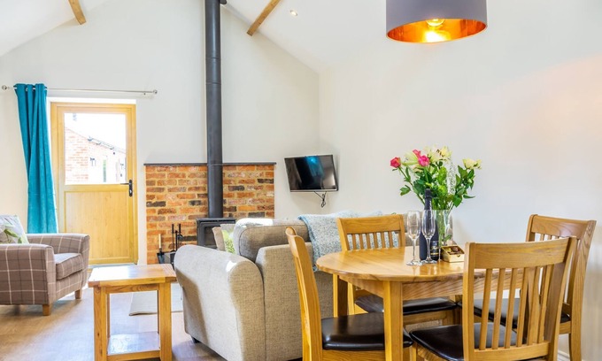 York Cottage | Brecks Farm - The Parlour - a family break that sleeps 4 guests in 1 bedroom