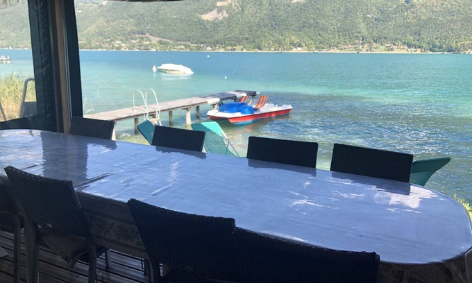 Bredannaz House | BREDANNAZ, Spacieuse Villa, Vue lac, PONTON ET PLAGE 15 PERS.