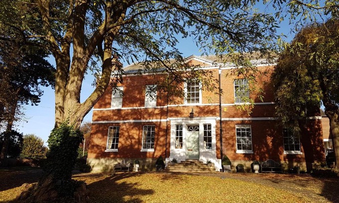 Breedon on the Hill Bed & Breakfast | Breedon Hall