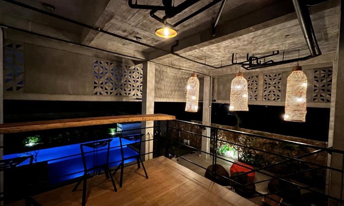 Santa Veronica House | BREES