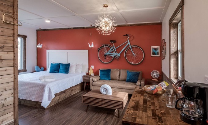 Prescott Apartment | Breezy, Bike-Inspired Retreat