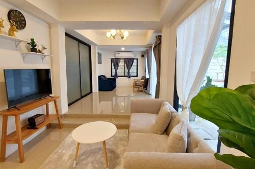 Old City House | Breezy Bliss Home