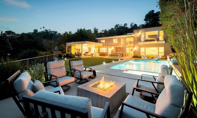 Brentwood House | Brentwood Retreat - pool/jacuzzi, fitness room, theatre & dual primary bedrooms