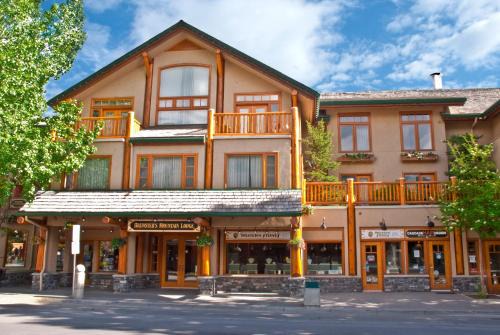 Banff Hotel | Brewster Mountain Lodge