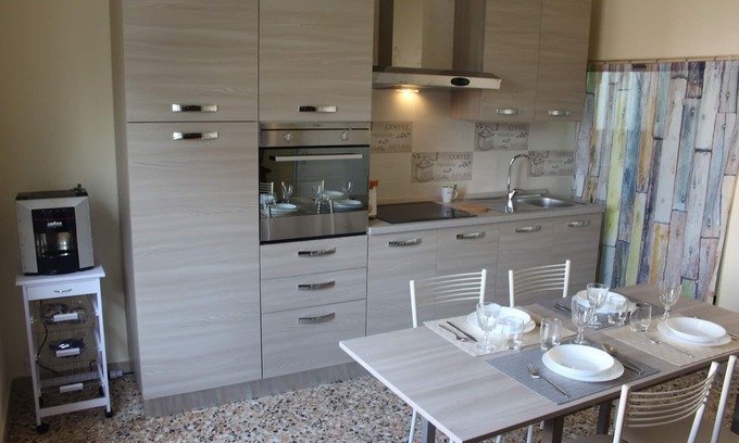 Barbarano Apartment | "Brezza di Lago" Ferienwohnung - Barbarano di Salò