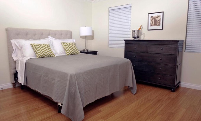 North End Hotel | Bricco Suites