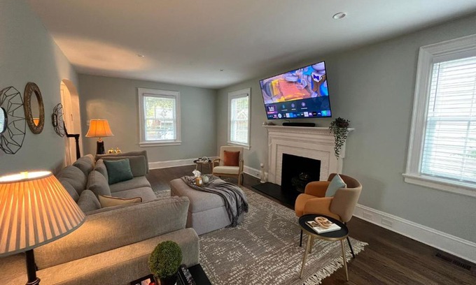 Mosby Apartment | Brick House