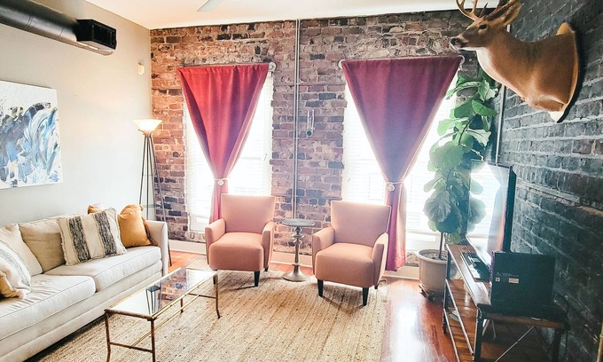 Historic District - North Apartment | Brick on Broughton-*Spacious Downtown Loft near Plant Riverside*
