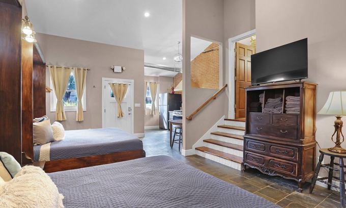 Washington House | Brickhouse of Washington
