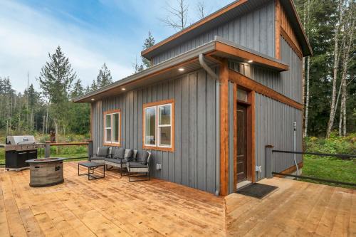 Strathcona House | Brickwood Cabin