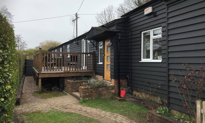 Hastings House | Bridge House - Sleeps 3 generations in comfort, close to beach in Pett Level