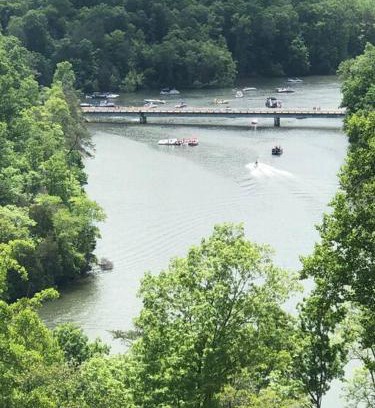 Lakeside Estates House | Bridge Pointe at Norris Lake