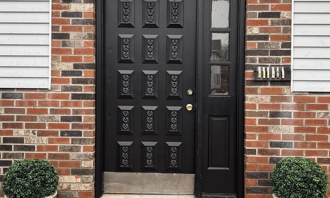 Girard Apartment | Bridge The Gap Modern & Fresh 2 Br near Elk Creek & Presque Isle Erie 20 Minutes