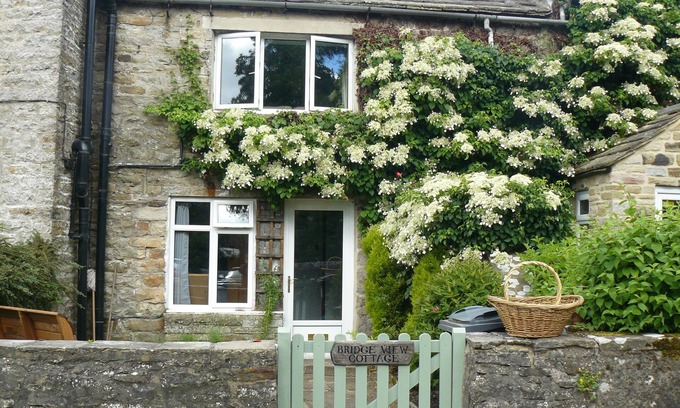 Worton Cottage | Bridge View Cottage, lovely home from home in Gunnerside, Yorkshire Dales