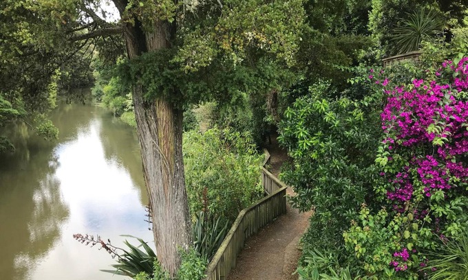 Warkworth Cabin | Bridgehouse Lodge