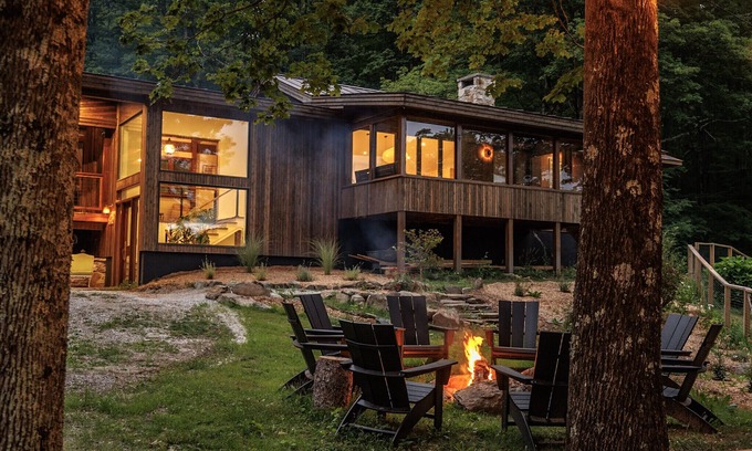 Central Vermont- Killington House | BRIDGEWATER RETREAT