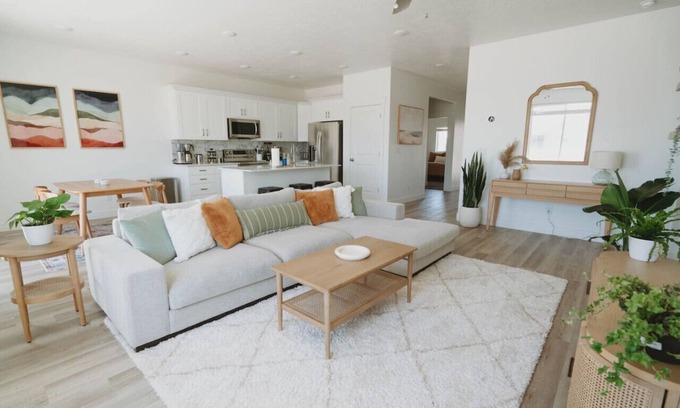 Hyrum House | Bright 2-Bedroom Home with Mountain Views