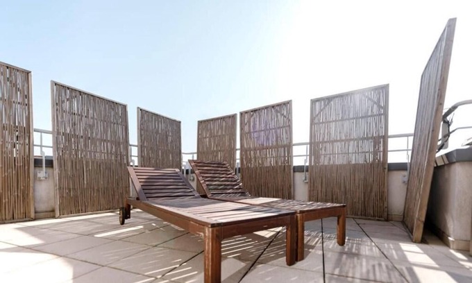 Gare Apartment | Bright 2BR Penthouse 200m2 with Terrace Gym and Parking
