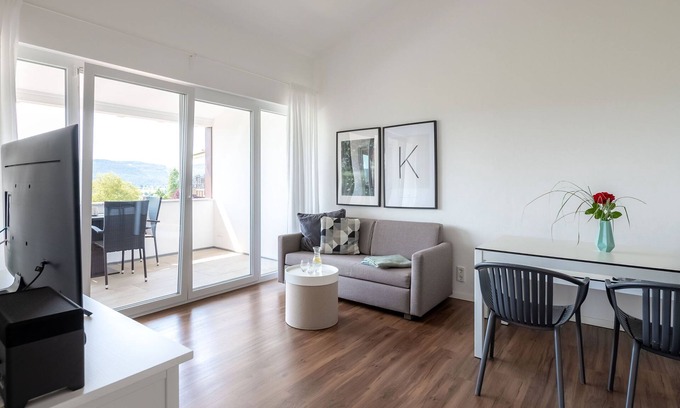 Klettgau Apartment | Bright 3-room apartment with balcony, 64m² for max. 4 persons