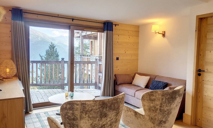 La Rosiere Apartment | Bright apartment with pool table, spa, and valley view