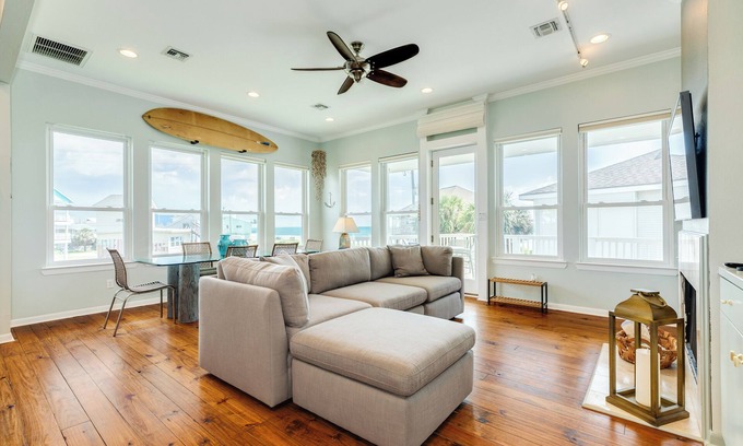 Pirates Beach West House | Bright & Airy 3rd Row Home w/Gulf Views, 2 Decks, Outdoor Shower, Free Wifi