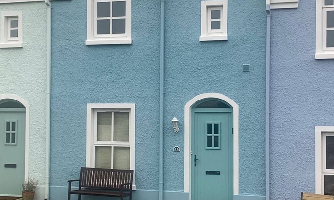 Bushmills House | Bright and Airy cottage close to the beach