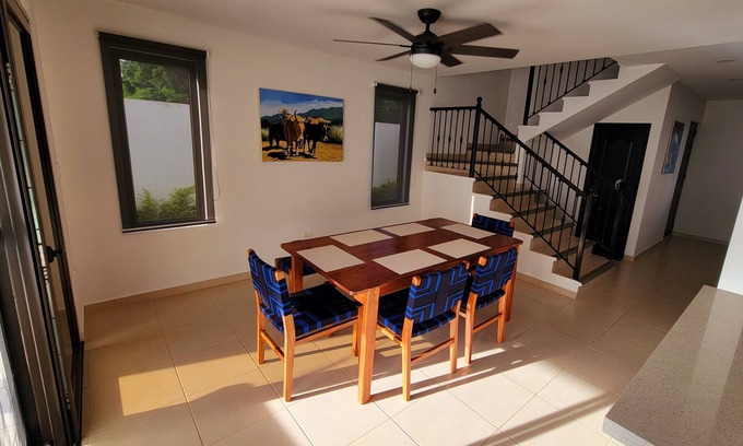 Managua House | Bright and clean townhouse in private neighborhood