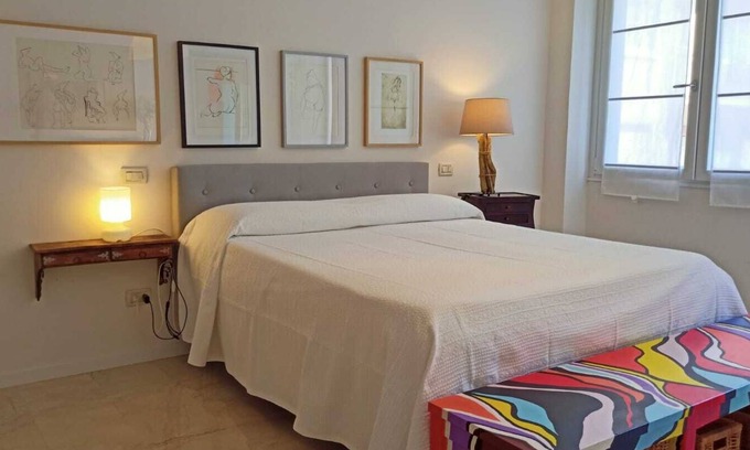 Historic Center Apartment | Bright and comfortable apartment in the center (037006-AT-02070)