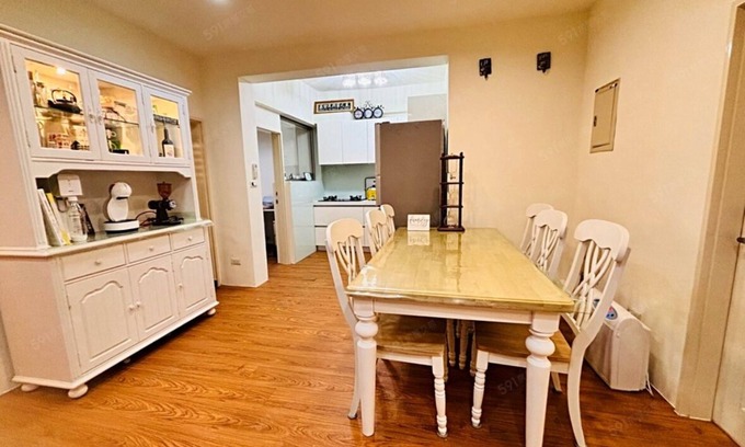 Xindian Apartment | Bright and cozy American style 4BD 2 bathrooms XinDian 3 mins to MRT