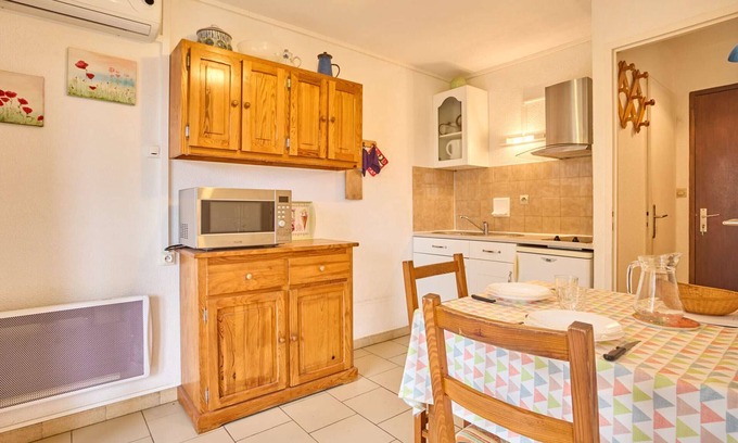 Barbotan-les-Thermes Apartment | Bright apartment with terrace and air conditioning, parking included