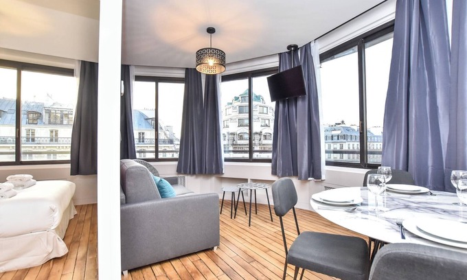 Chaussee-d'Antin Apartment | Bright apartment - 1BR/4P - Opéra Garnier