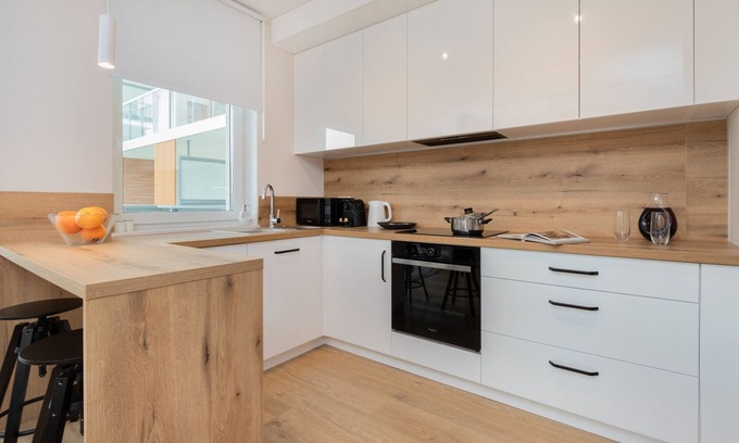 Emaus Apartment | Bright Apartment Gdansk by Renters