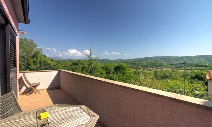 Truske Apartment | Bright Apartment in Truske Slovenia with Shared Pool