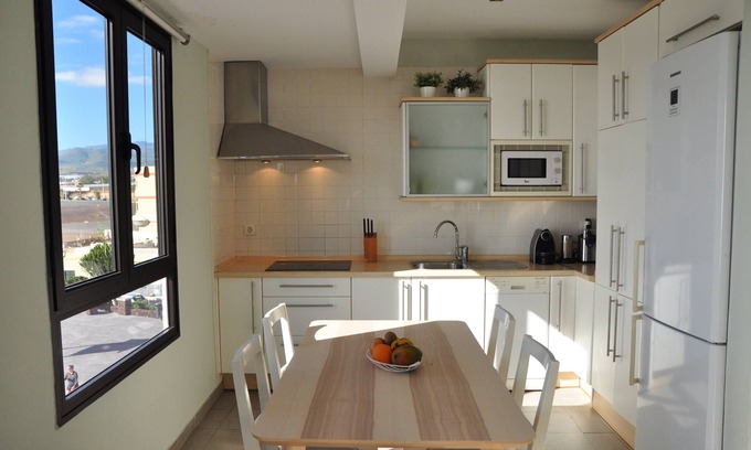 Melenara House | Bright apartment on the beachfront