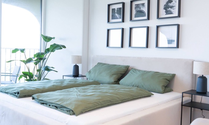 Antonsviertel Apartment | ☆Bright apartment☆Wide view☆12th floor☆Netflix☆Center☆