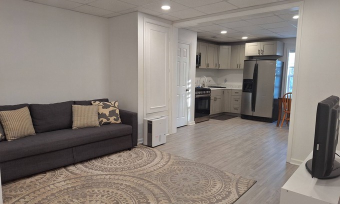 Buford Apartment | Bright Basement Apt. in Sugar Hill with Full Kitchen