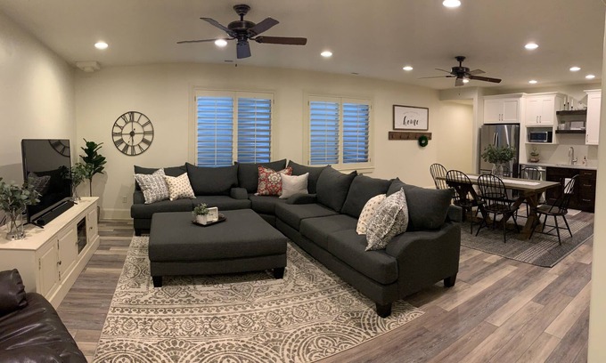 Highland House | Bright & Beautiful 3 Bedroom Basement Apartment