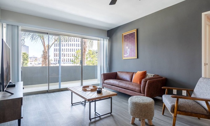Sawtelle Apartment | Bright Brentwood 2BR w/Outdoor Pool, walk to shops, by Blueground