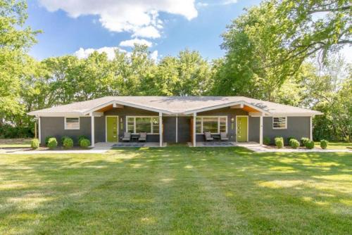 Franklin House | Bright Bungalow Country Dream Retreat
