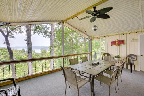 Byrdstown House | Bright Byrdstown Home with Views of Dale Hollow Lake