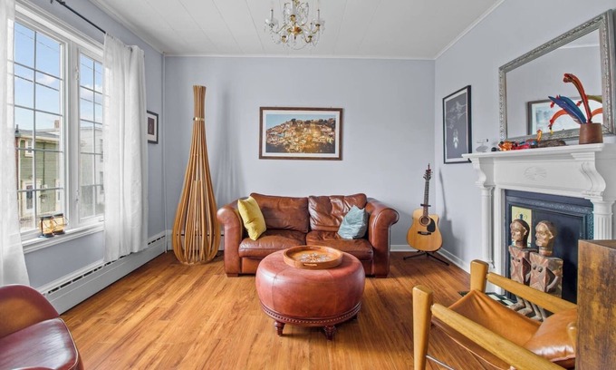 Downtown St. John's House | Bright & Colourful 2 Bedroom Downtown